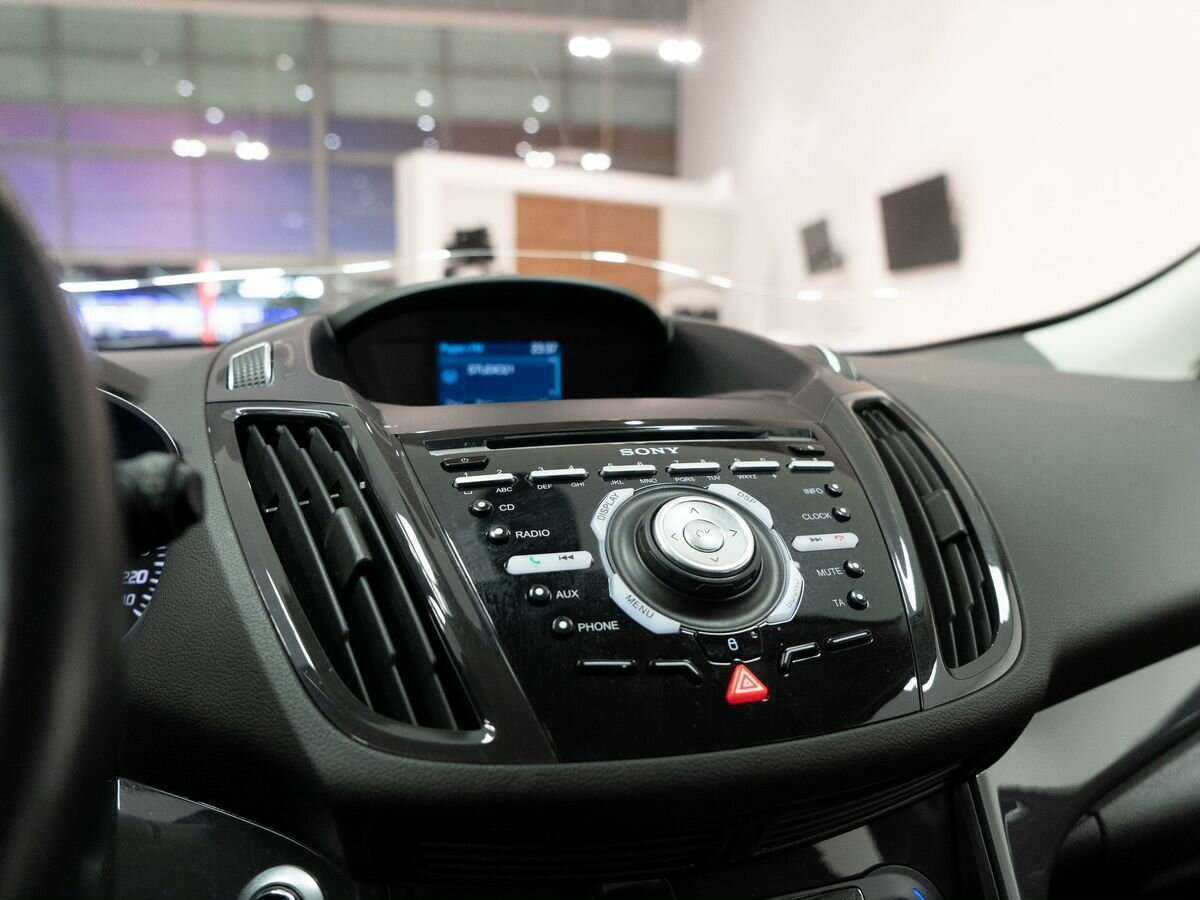 Купить Ford Kuga с пробегом. Фото: #11