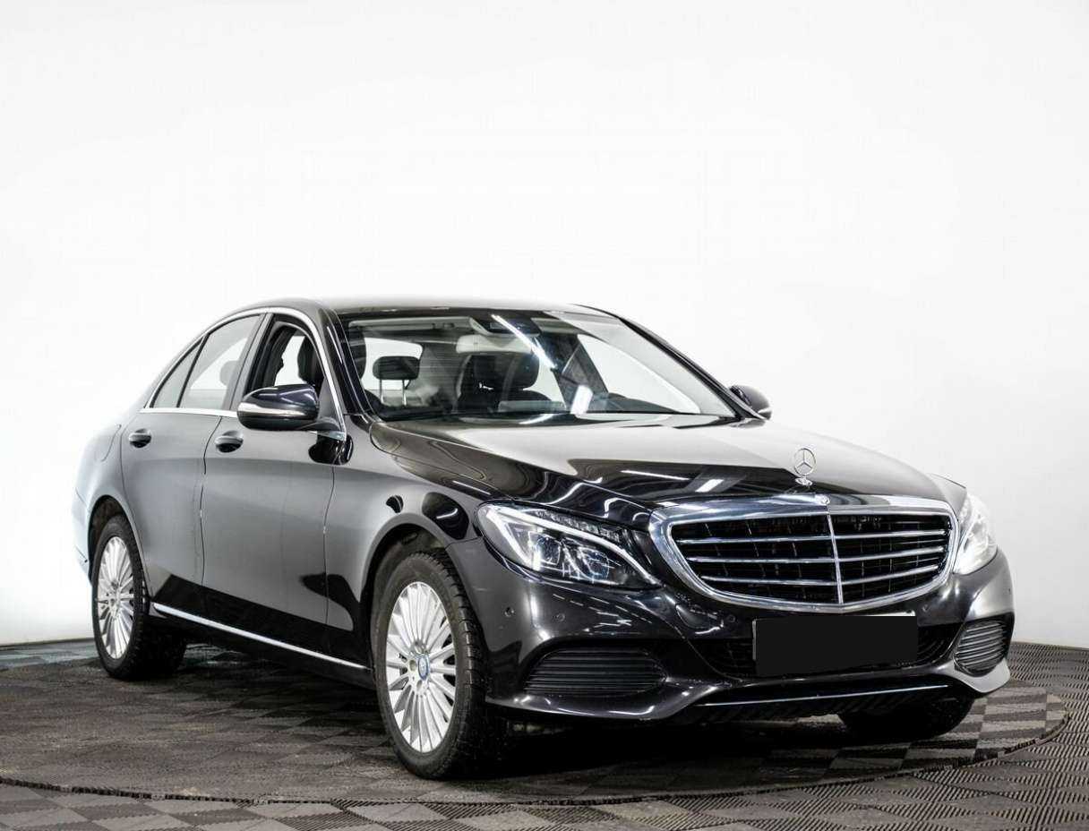 Купить Mercedes-Benz C-Класс с пробегом. Фото: #2