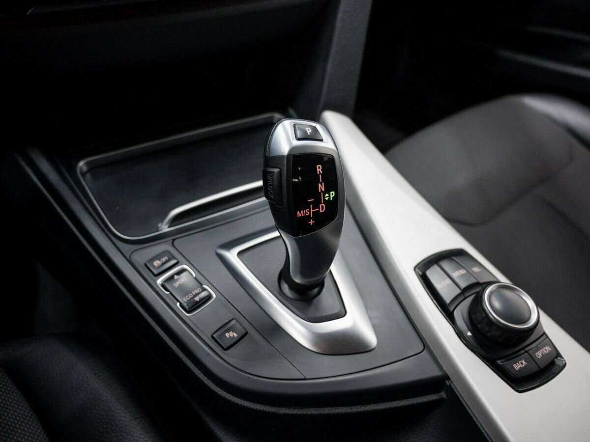 Купить BMW 3 серии с пробегом. Фото: #17