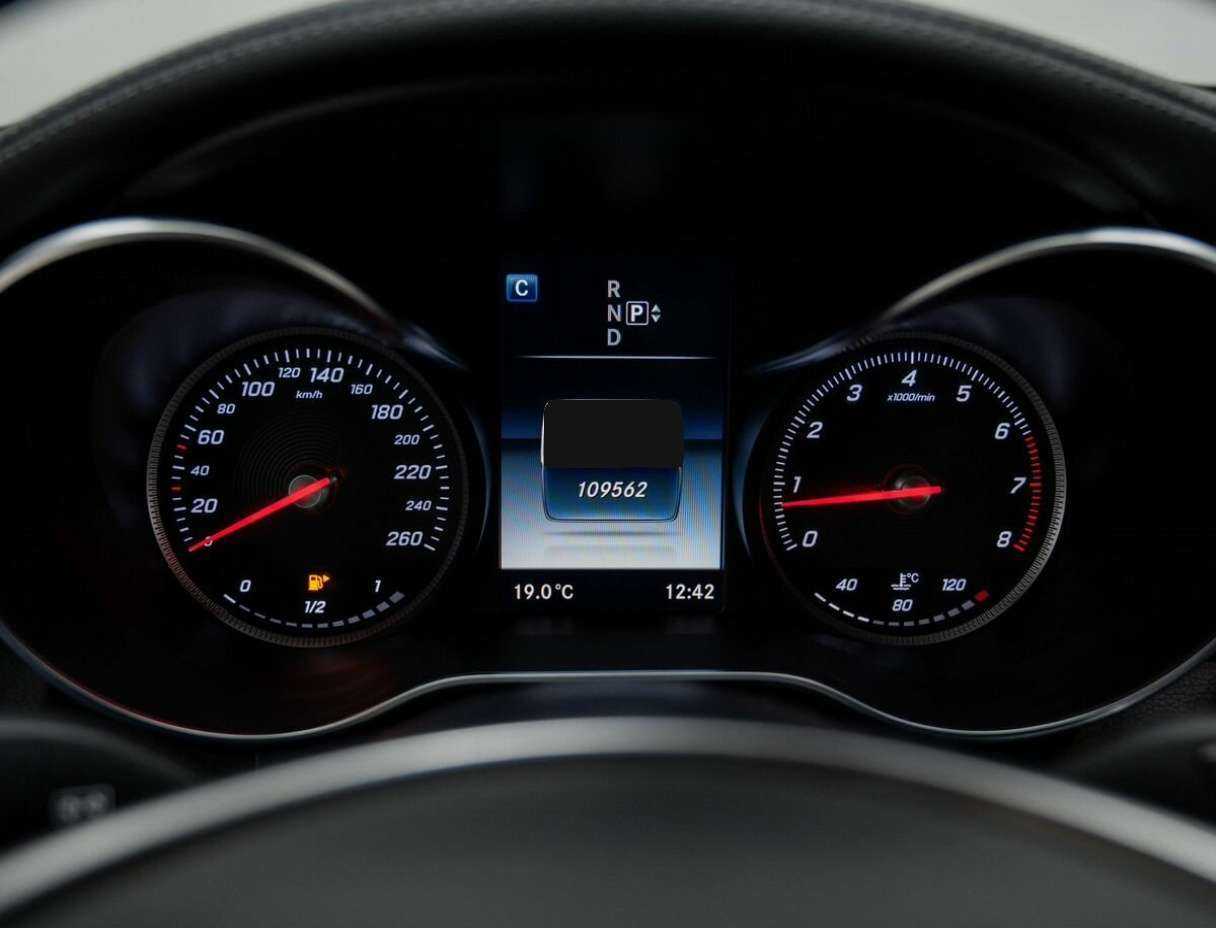 Купить Mercedes-Benz C-Класс с пробегом. Фото: #24