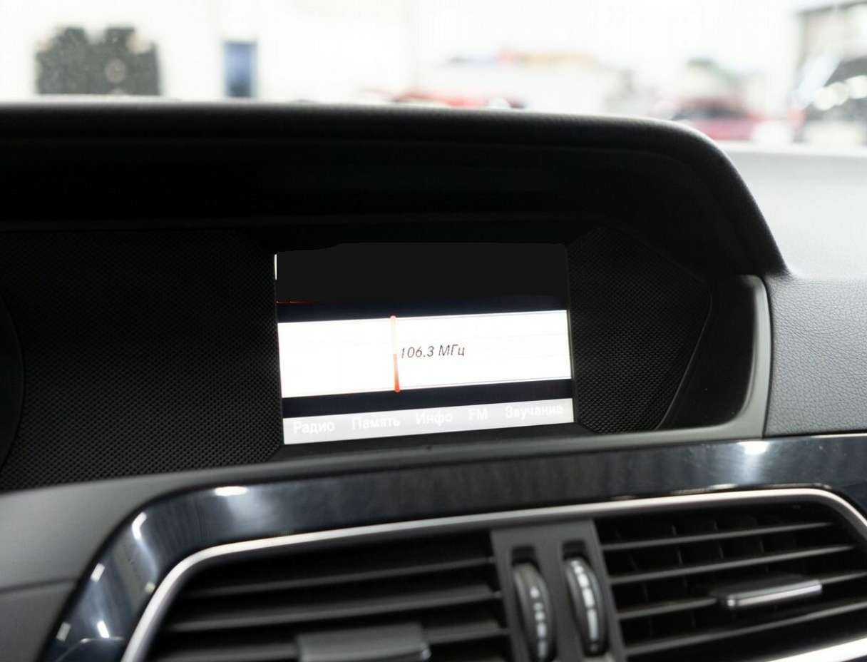 Купить Mercedes-Benz C-Класс с пробегом. Фото: #9