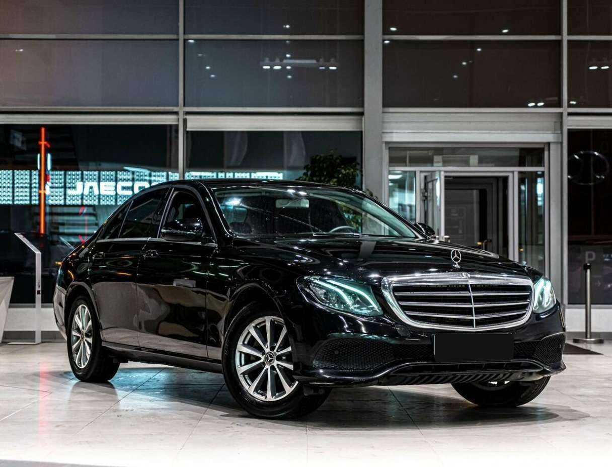 Купить Mercedes-Benz E-Класс с пробегом. Фото: #1