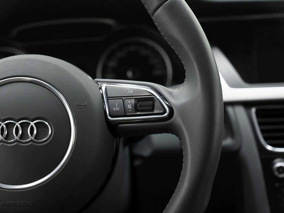 Купить Audi A4 с пробегом. Фото: #8
