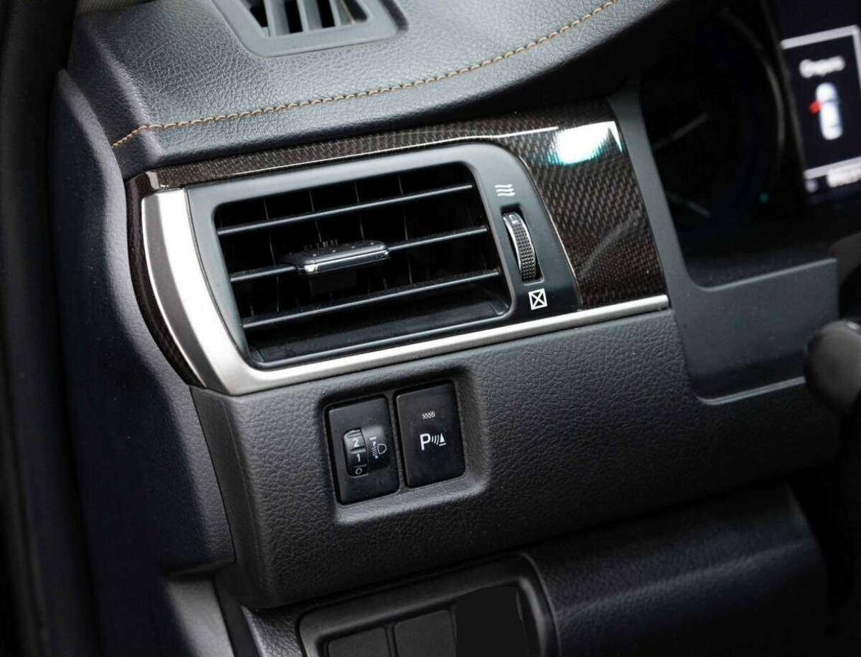 Купить Toyota Camry с пробегом. Фото: #19