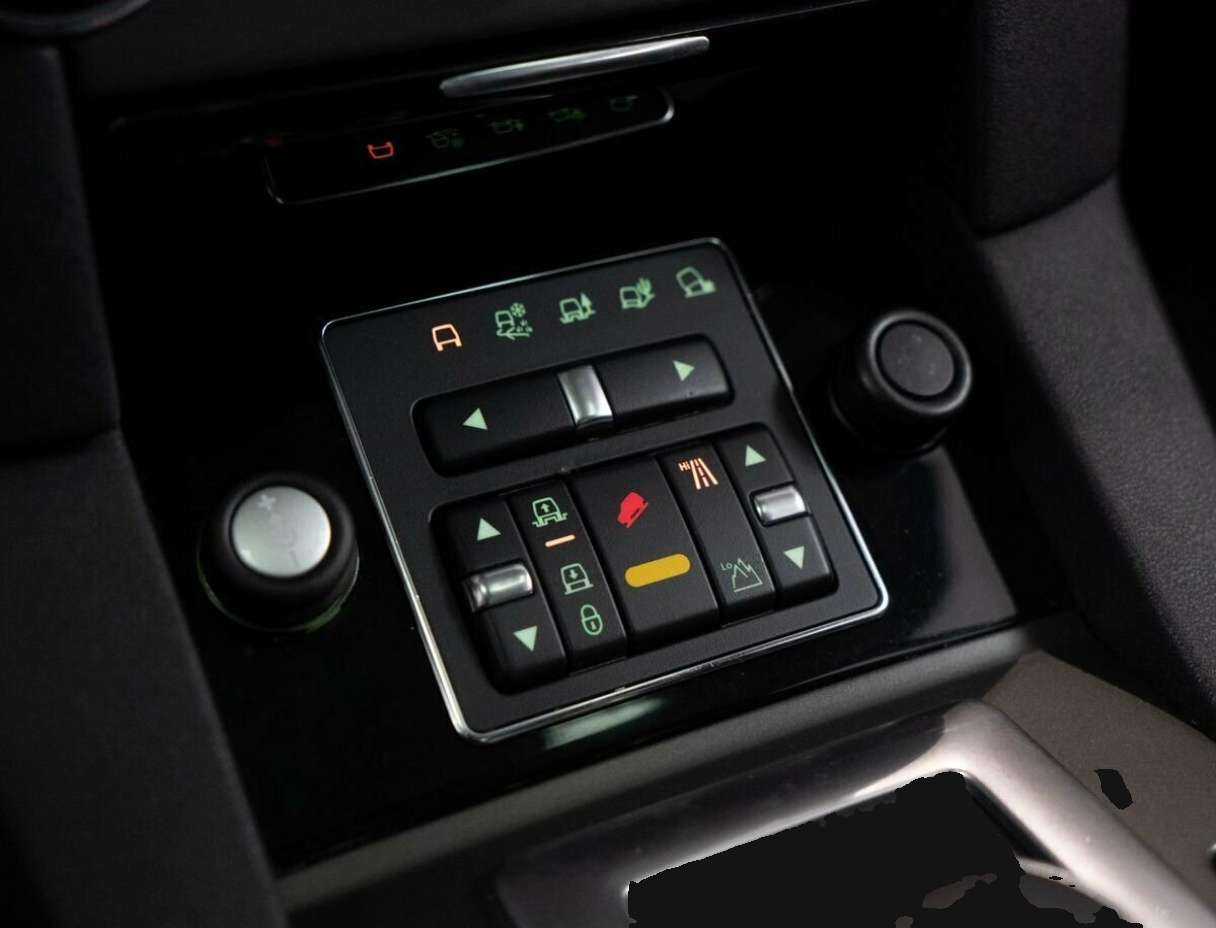 Купить Land Rover Discovery с пробегом. Фото: #12