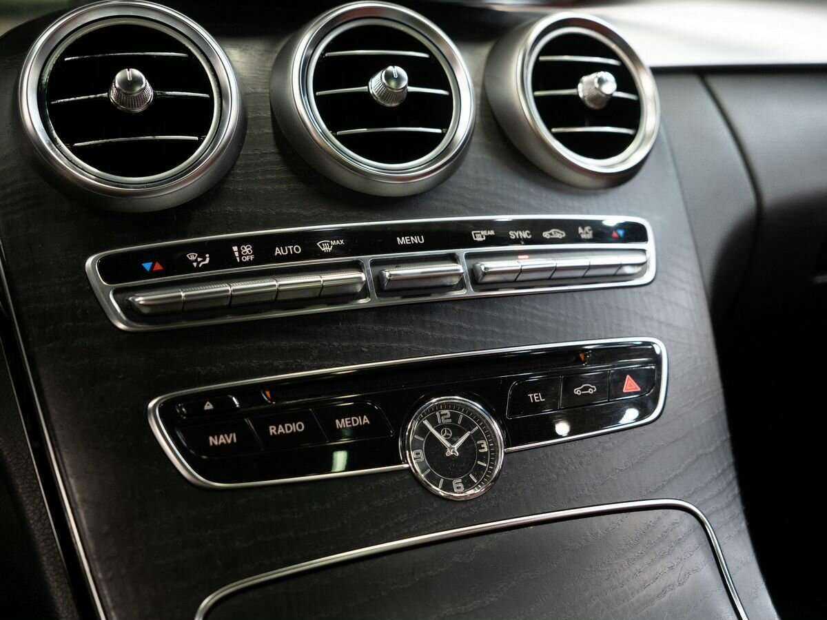 Купить Mercedes-Benz C-Класс с пробегом. Фото: #14