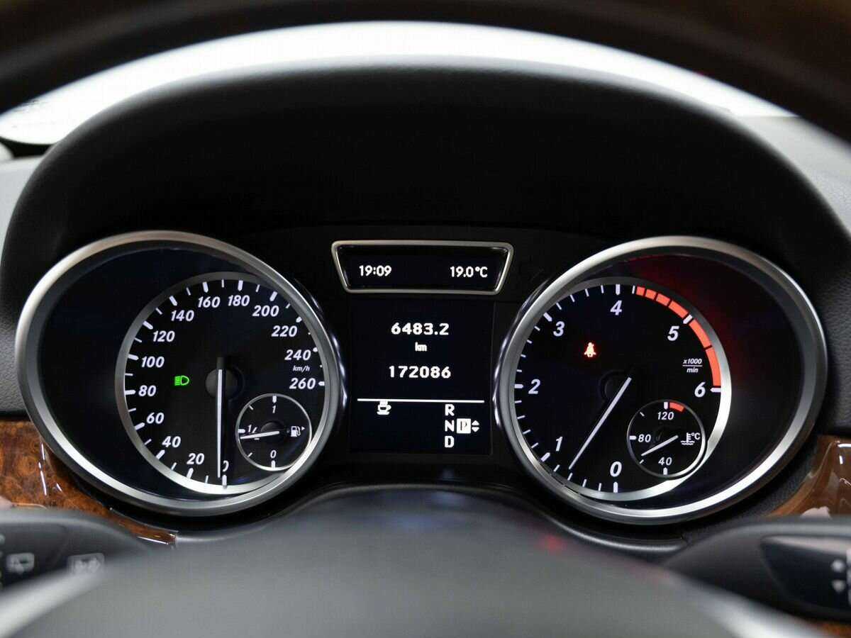 Купить Mercedes-Benz M-Класс с пробегом. Фото: #18