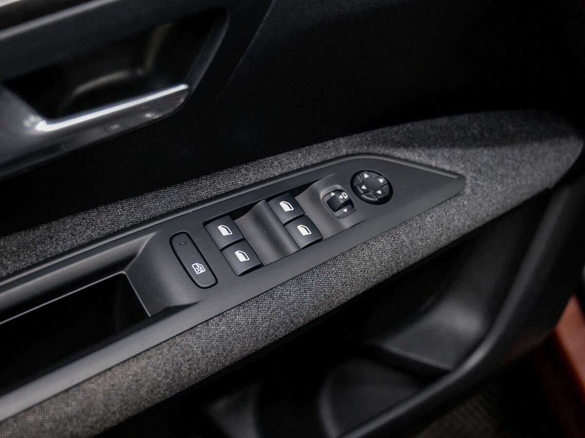 Купить Peugeot 3008 с пробегом. Фото: #13