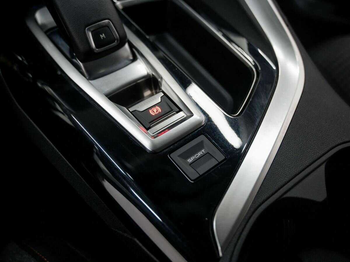 Купить Peugeot 3008 с пробегом. Фото: #16