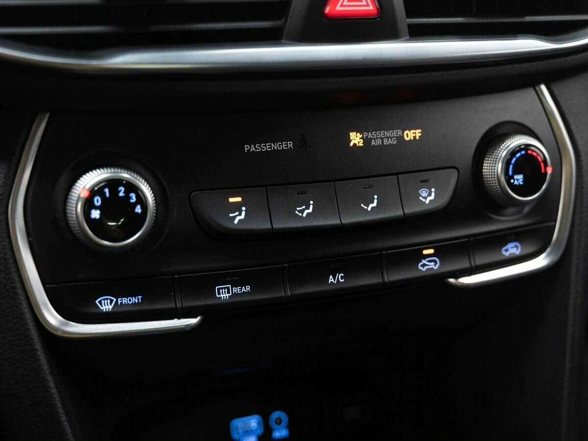 Купить Hyundai Santa Fe с пробегом. Фото: #18