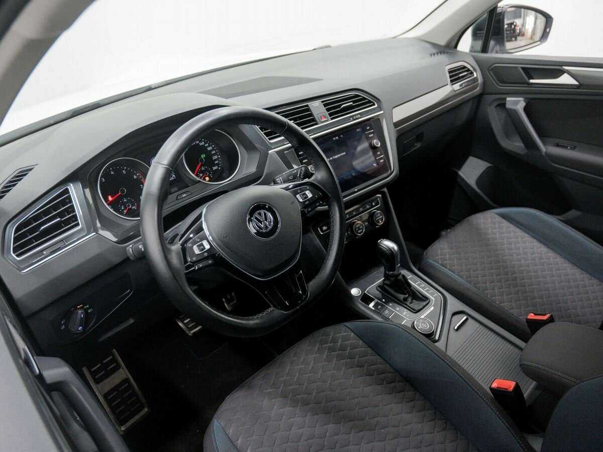 Купить Volkswagen Tiguan с пробегом. Фото: #15