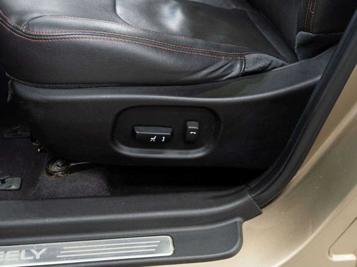 Купить Geely Emgrand 7 с пробегом. Фото: #13