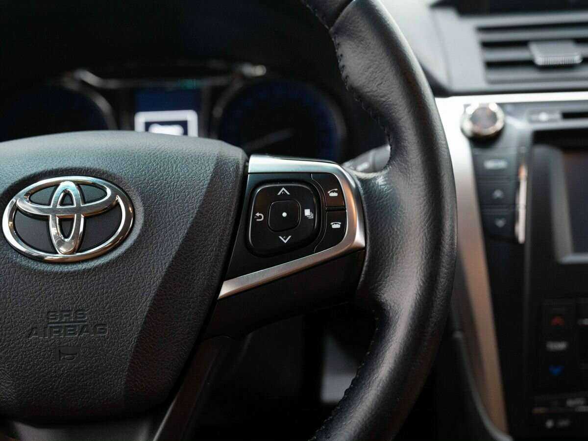 Купить Toyota Camry с пробегом. Фото: #15