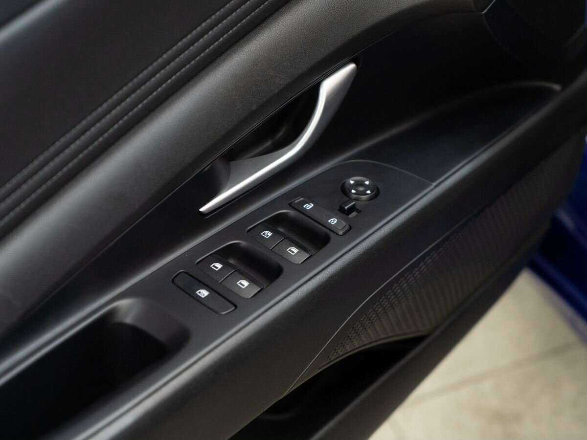 Купить Hyundai Elantra с пробегом. Фото: #11