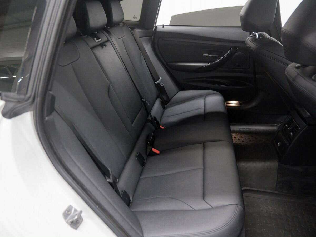 Купить BMW 3 серии с пробегом. Фото: #12