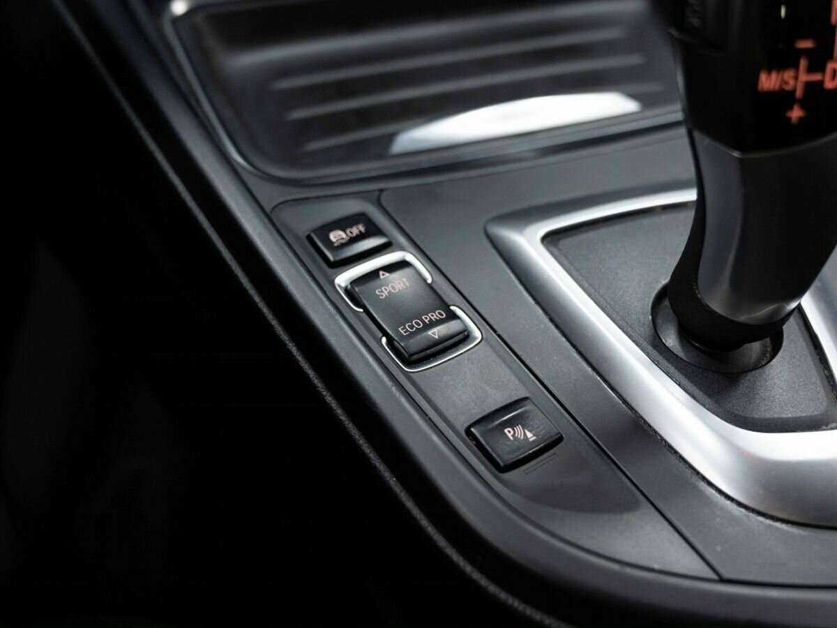 Купить BMW 3 серии с пробегом. Фото: #22