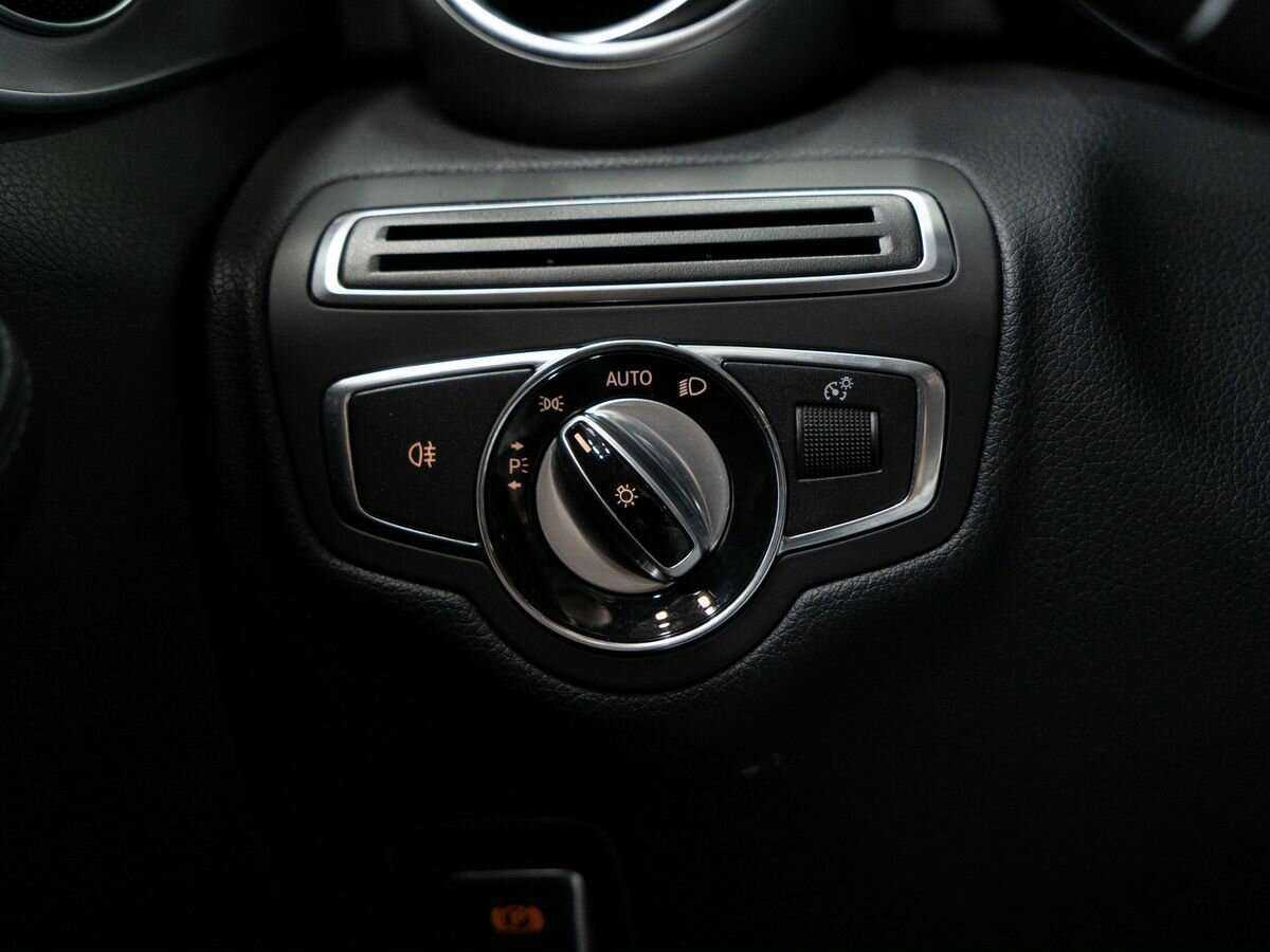 Купить Mercedes-Benz C-Класс с пробегом. Фото: #14