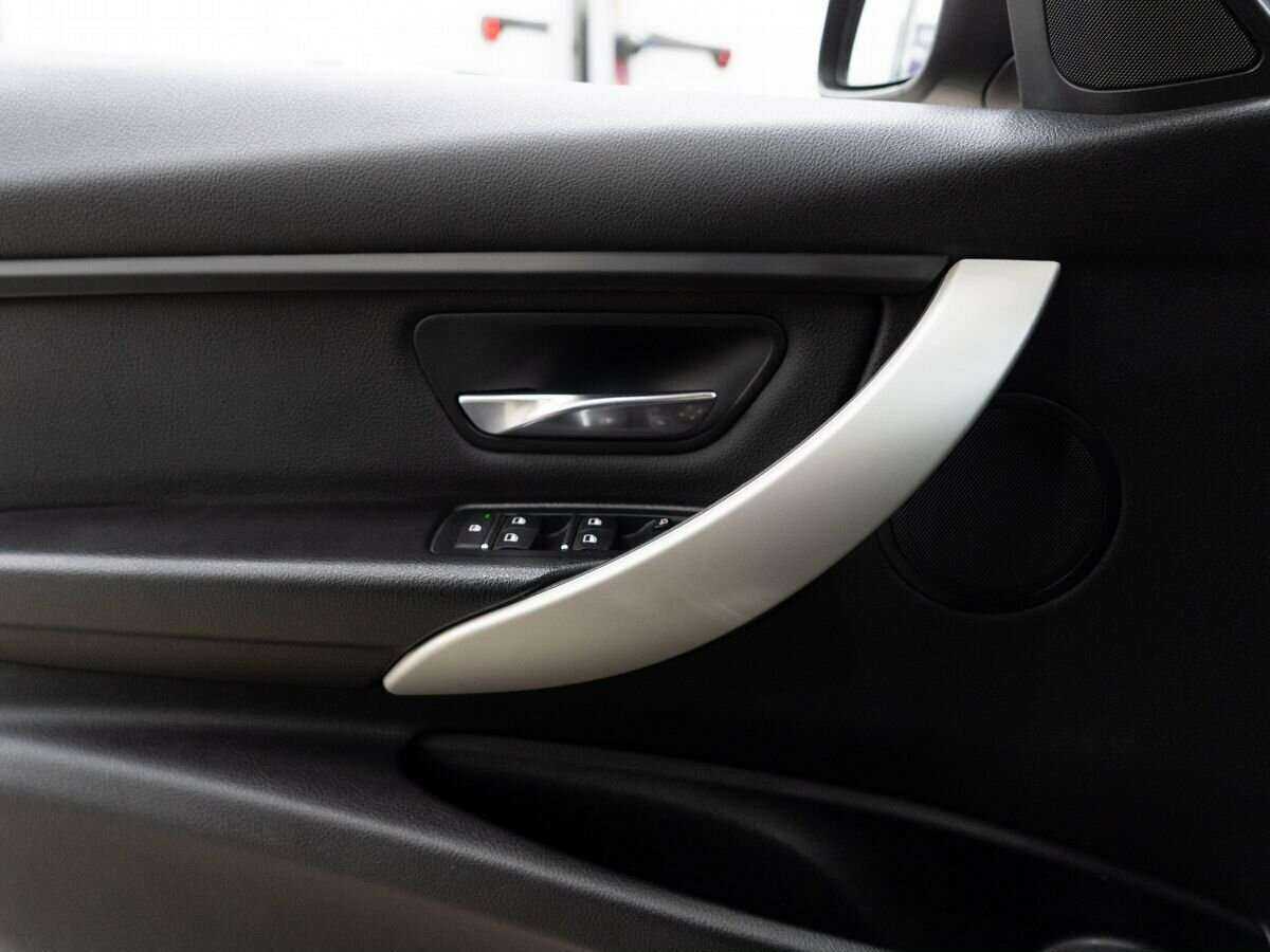 Купить BMW 3 серии с пробегом. Фото: #14