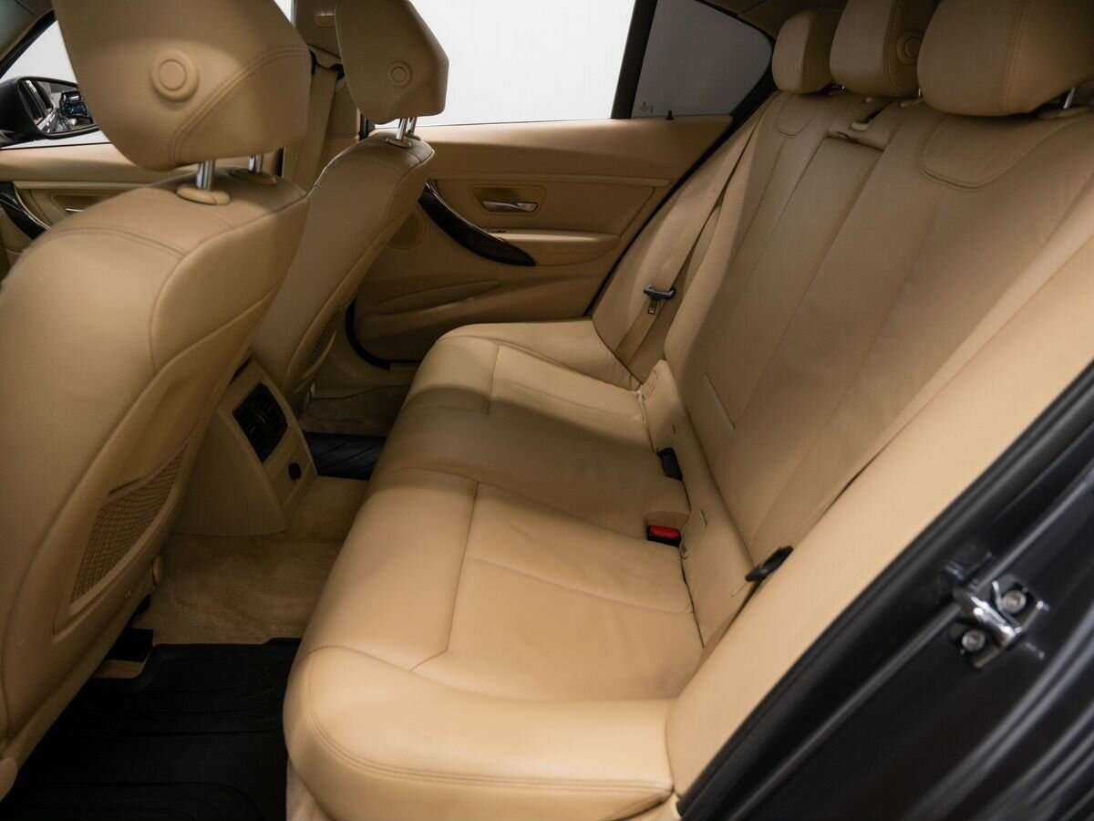 Купить BMW 3 серии с пробегом. Фото: #8