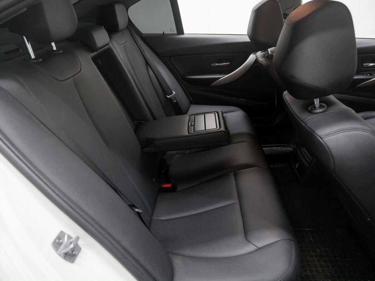 Купить BMW 3 серии с пробегом. Фото: #8