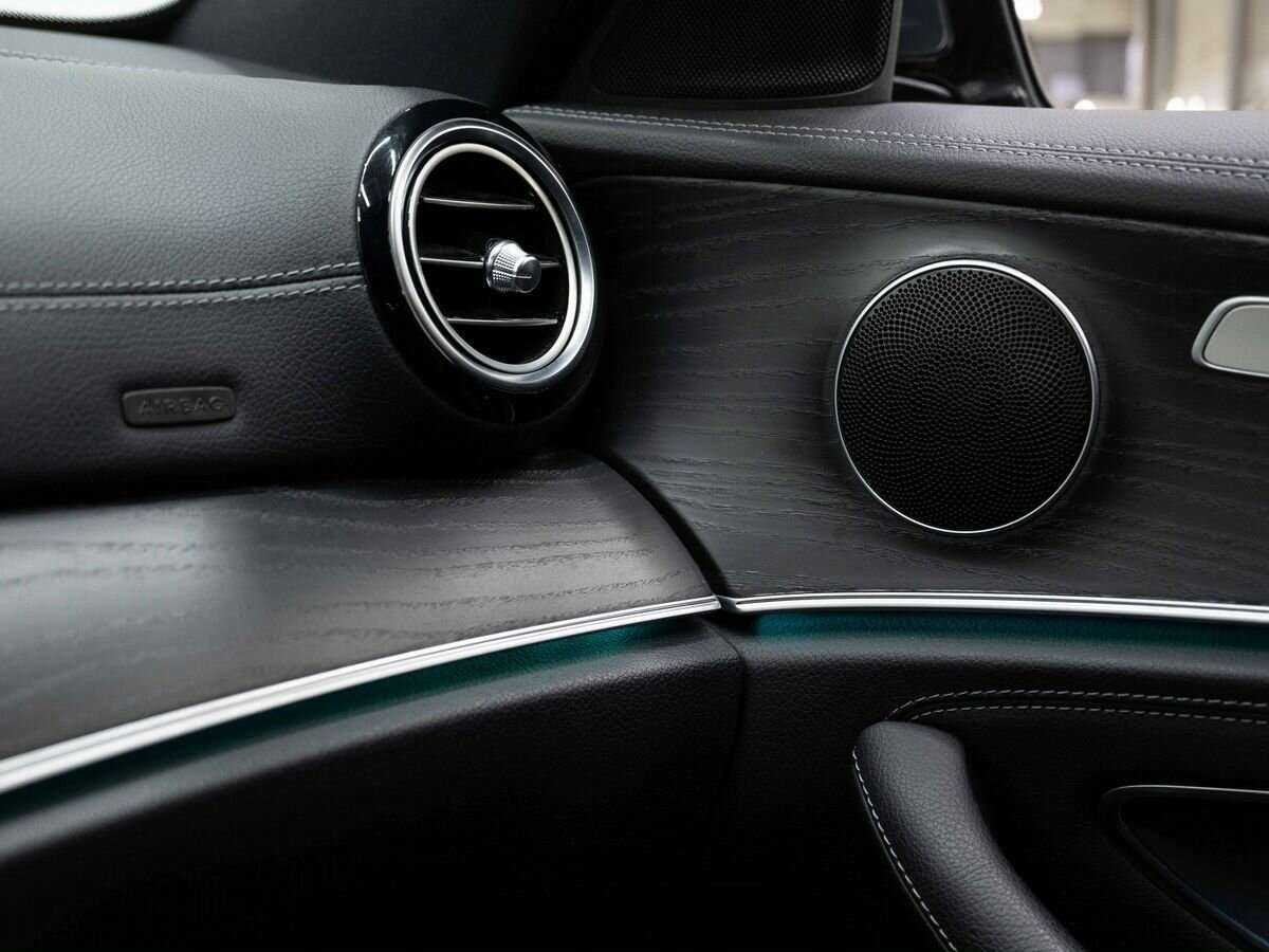 Купить Mercedes-Benz E-Класс с пробегом. Фото: #22