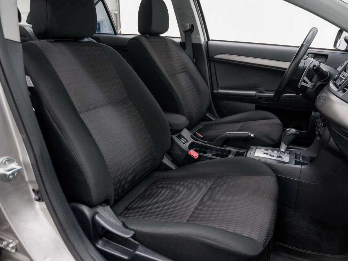 Купить Mitsubishi Lancer с пробегом. Фото: #5