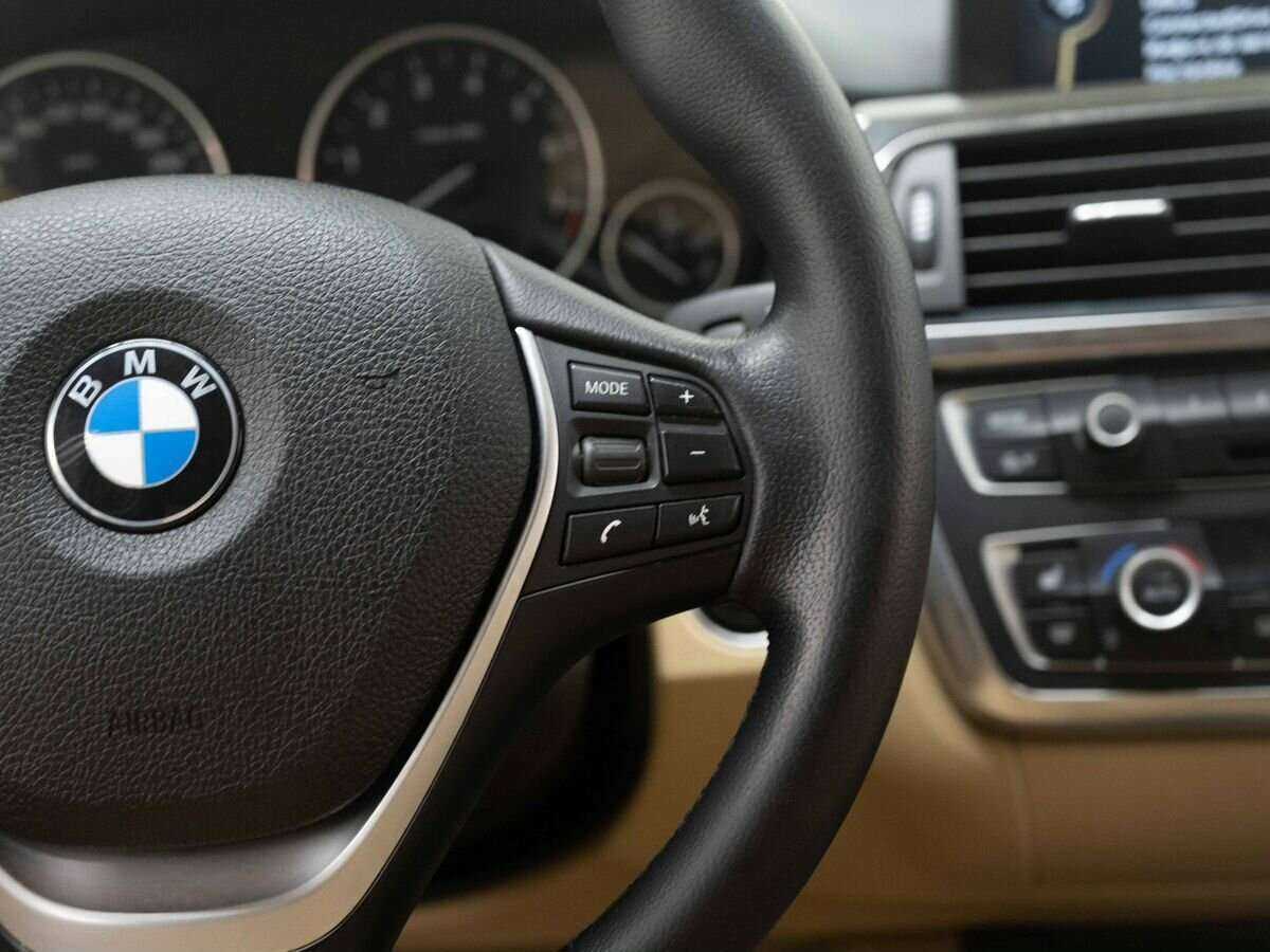 Купить BMW 3 серии с пробегом. Фото: #15