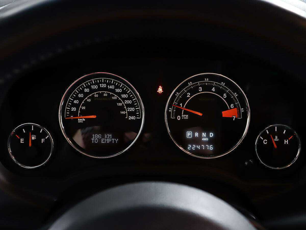 Купить Jeep Compass с пробегом. Фото: #12