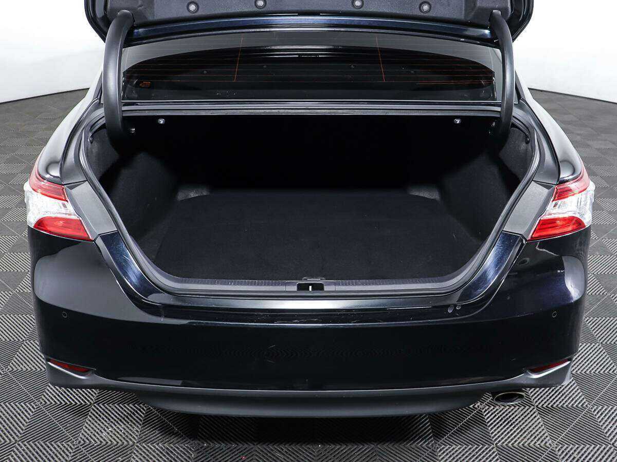 Купить Toyota Camry с пробегом. Фото: #6