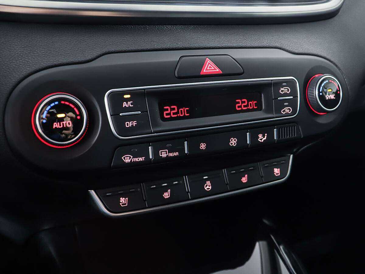 Купить Kia Sorento с пробегом. Фото: #19