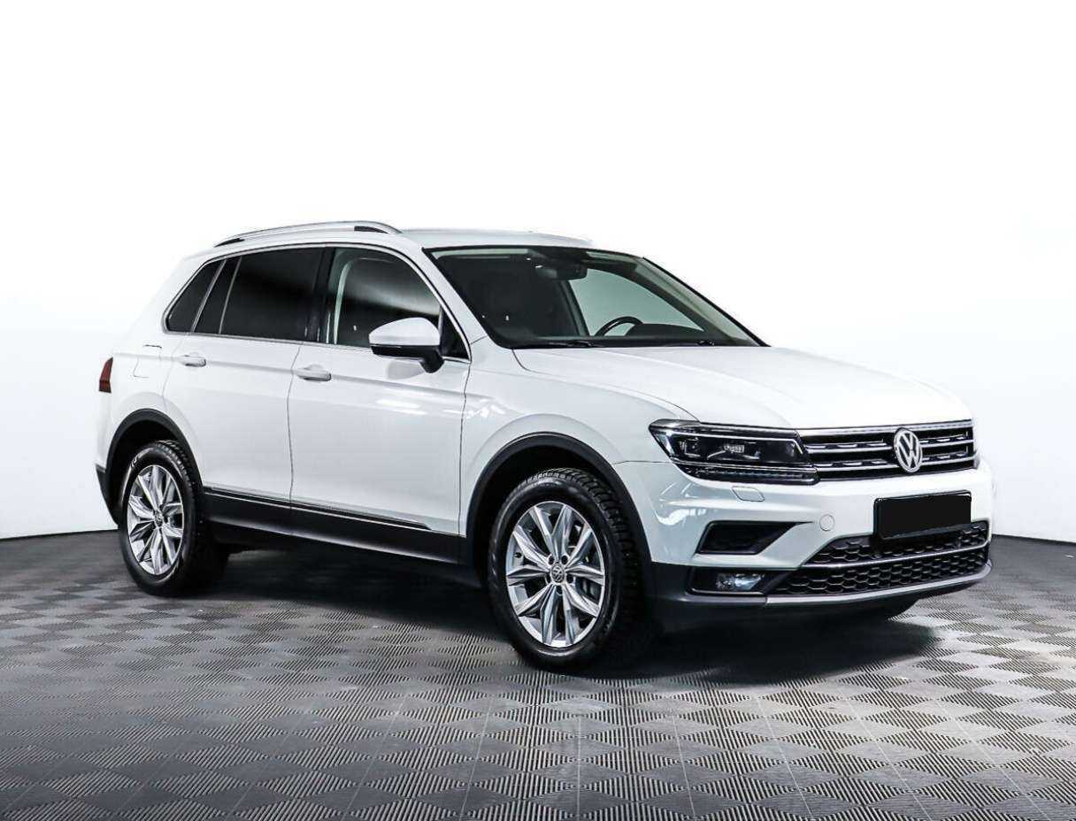 Купить Volkswagen Tiguan с пробегом. Фото: #2