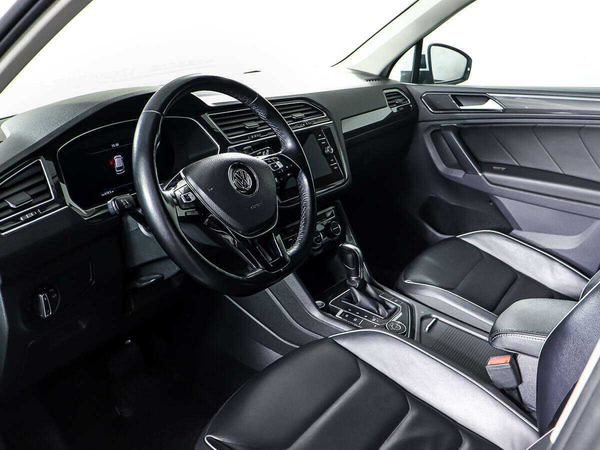 Купить Volkswagen Tiguan с пробегом. Фото: #12