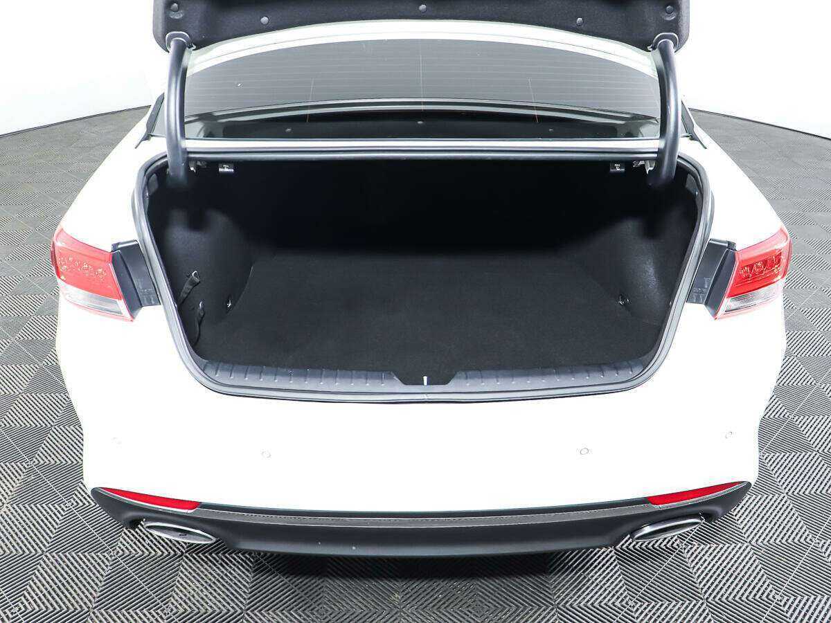 Купить Kia Optima с пробегом. Фото: #9