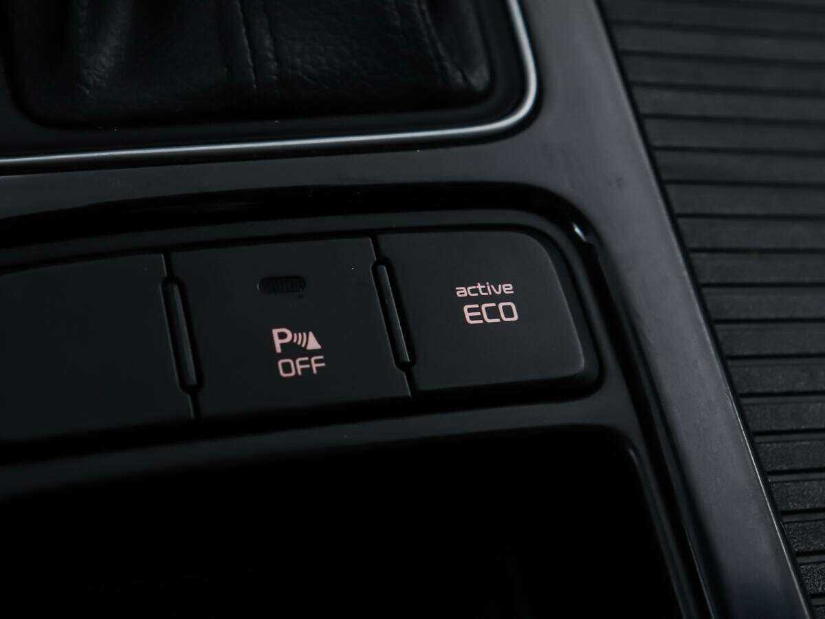 Купить Kia Sorento с пробегом. Фото: #16