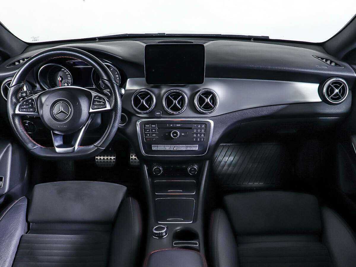 Купить Mercedes-Benz CLA с пробегом. Фото: #10
