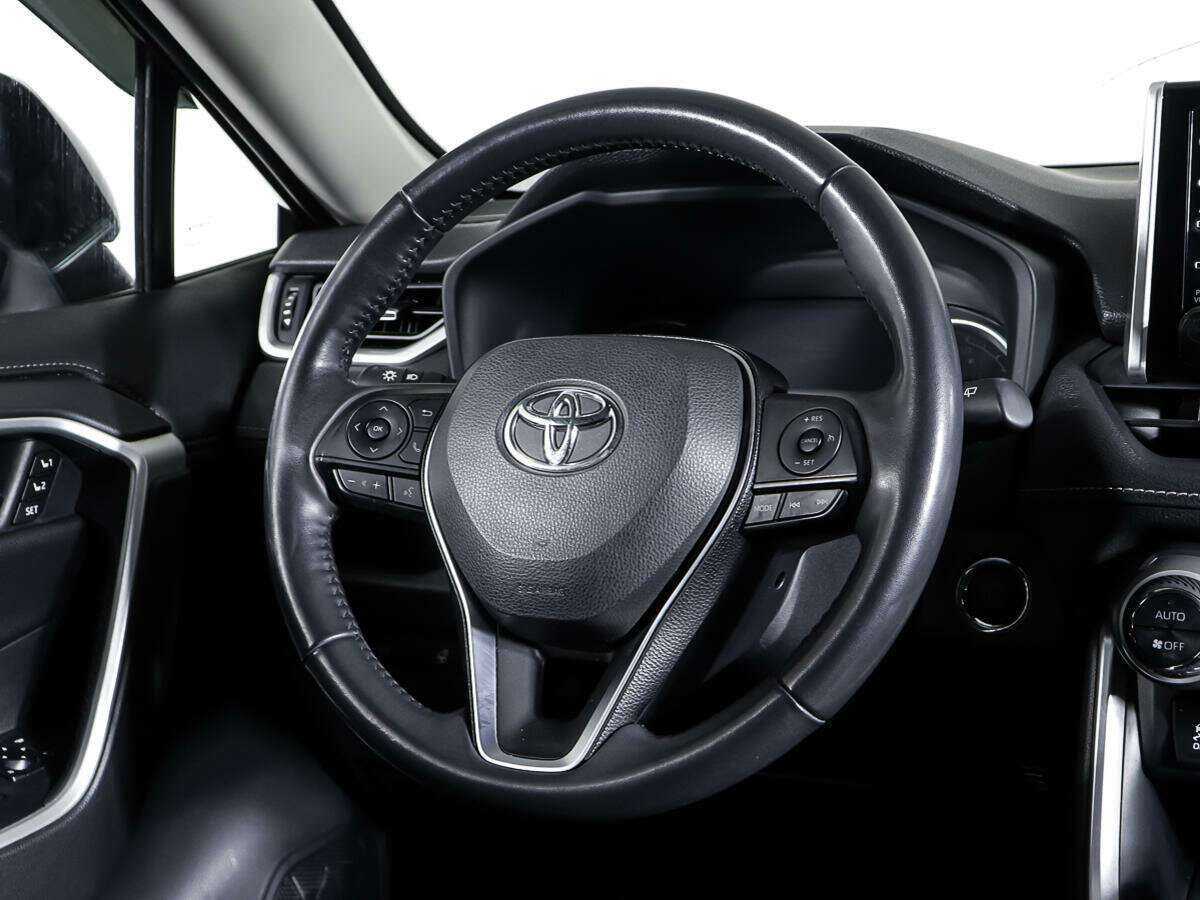 Купить Toyota RAV4 с пробегом. Фото: #14
