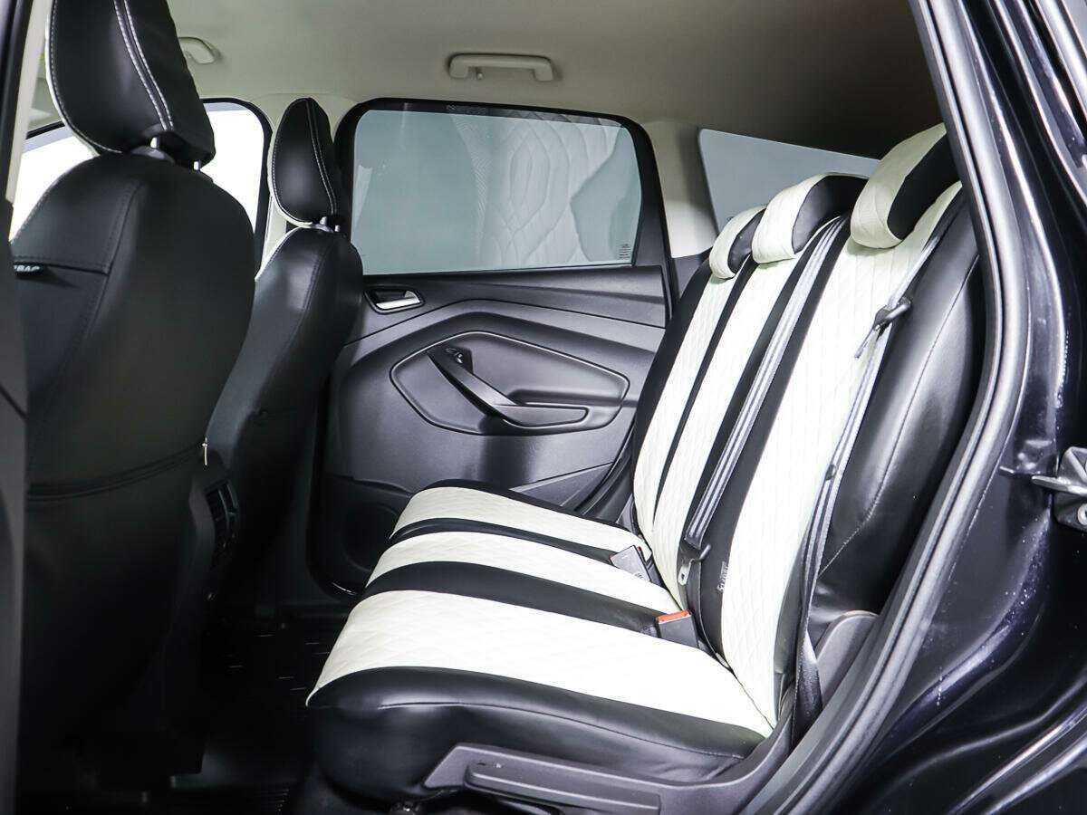 Купить Ford Kuga с пробегом. Фото: #9