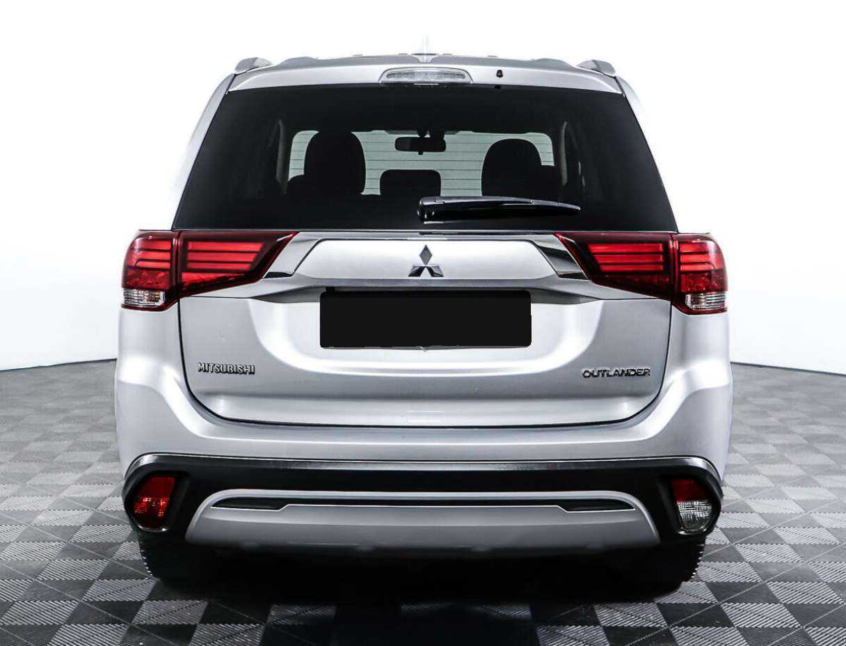 Купить Mitsubishi Outlander с пробегом. Фото: #5