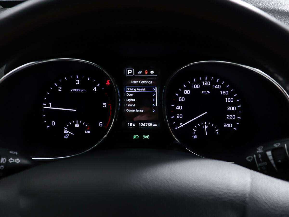 Купить Hyundai Santa Fe с пробегом. Фото: #12