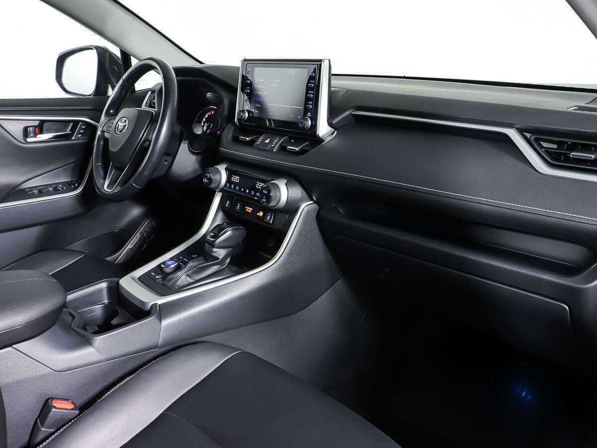 Купить Toyota RAV4 с пробегом. Фото: #8