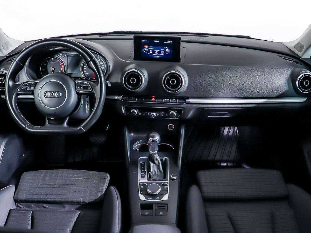 Купить Audi A3 с пробегом. Фото: #9
