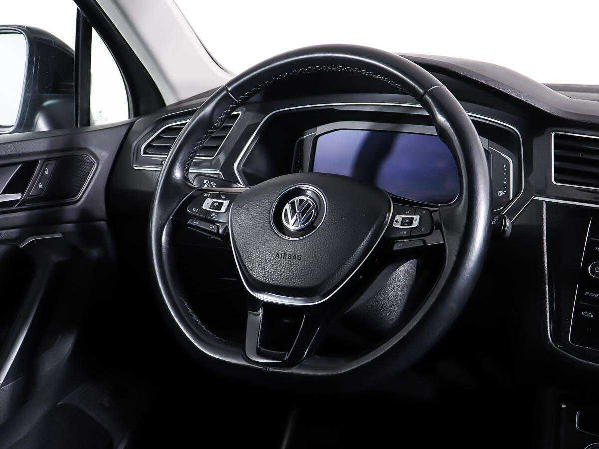 Купить Volkswagen Tiguan с пробегом. Фото: #14