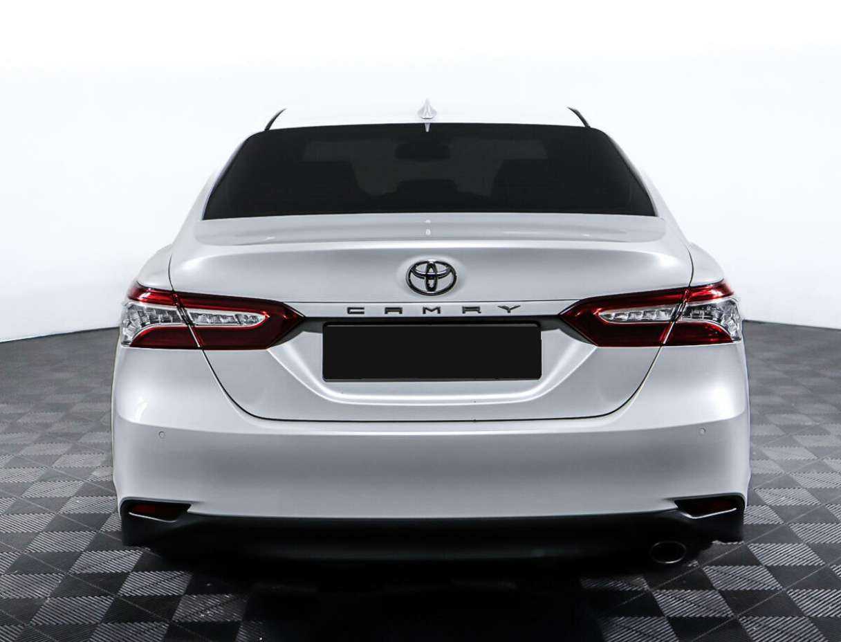 Купить Toyota Camry с пробегом. Фото: #5