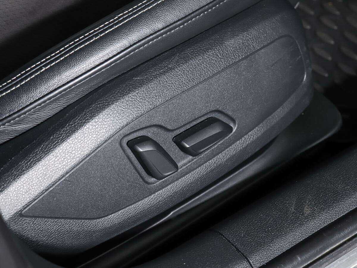 Купить Audi A4 с пробегом. Фото: #15