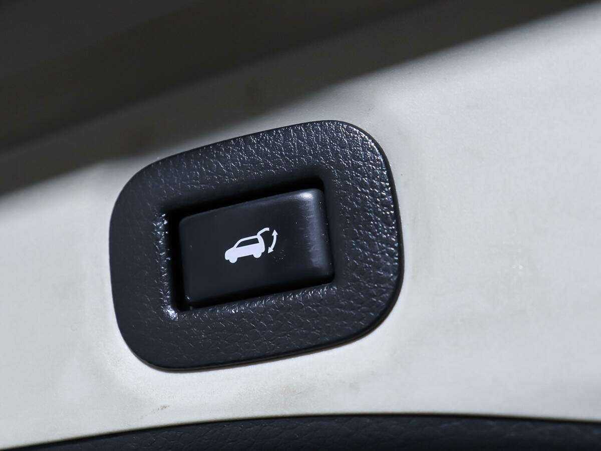 Купить Nissan X-Trail с пробегом. Фото: #16