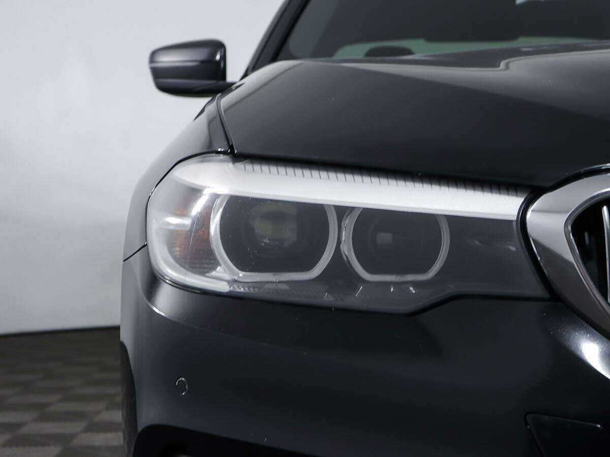 Купить BMW 5 серии с пробегом. Фото: #24