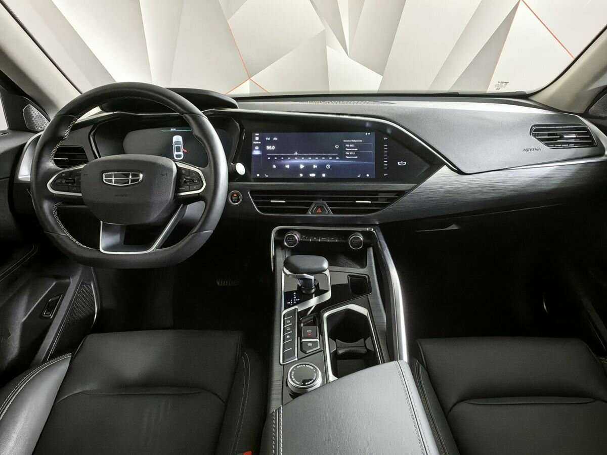 Купить Geely Tugella с пробегом. Фото: #8