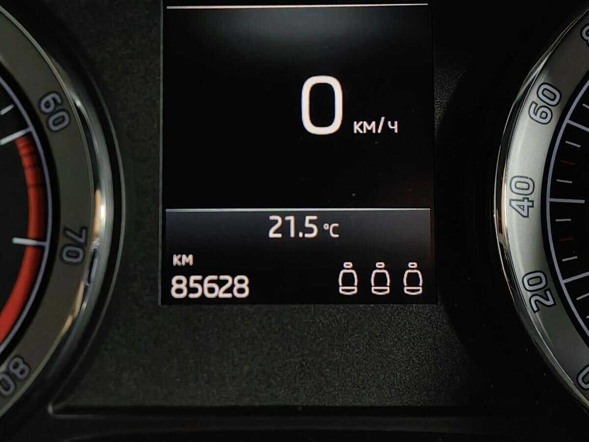 Купить Skoda Karoq с пробегом. Фото: #15