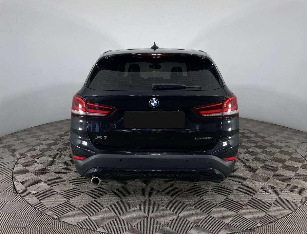 Купить BMW X1 с пробегом. Фото: #2