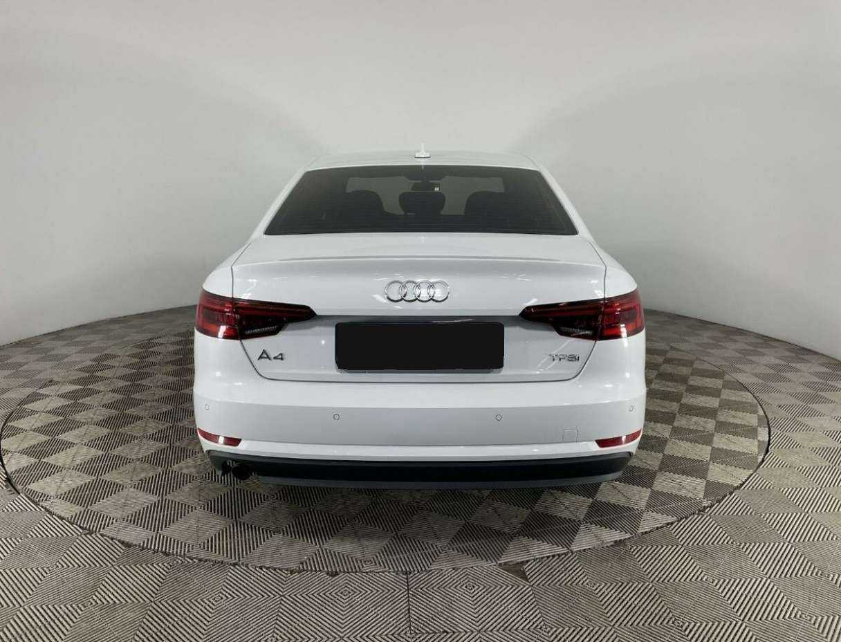 Купить Audi A4 с пробегом. Фото: #2